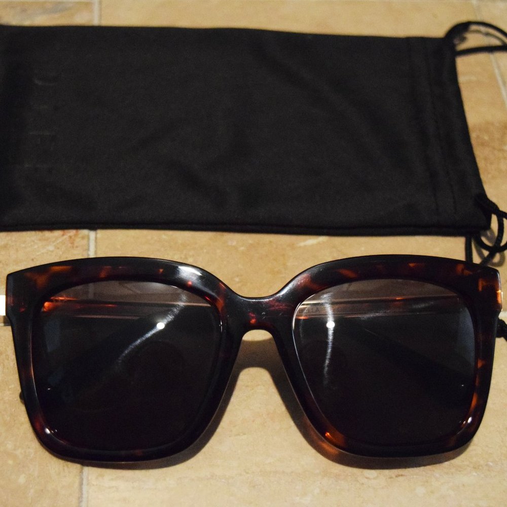 Oversized Tortoise Shell DIFF Sunglasses